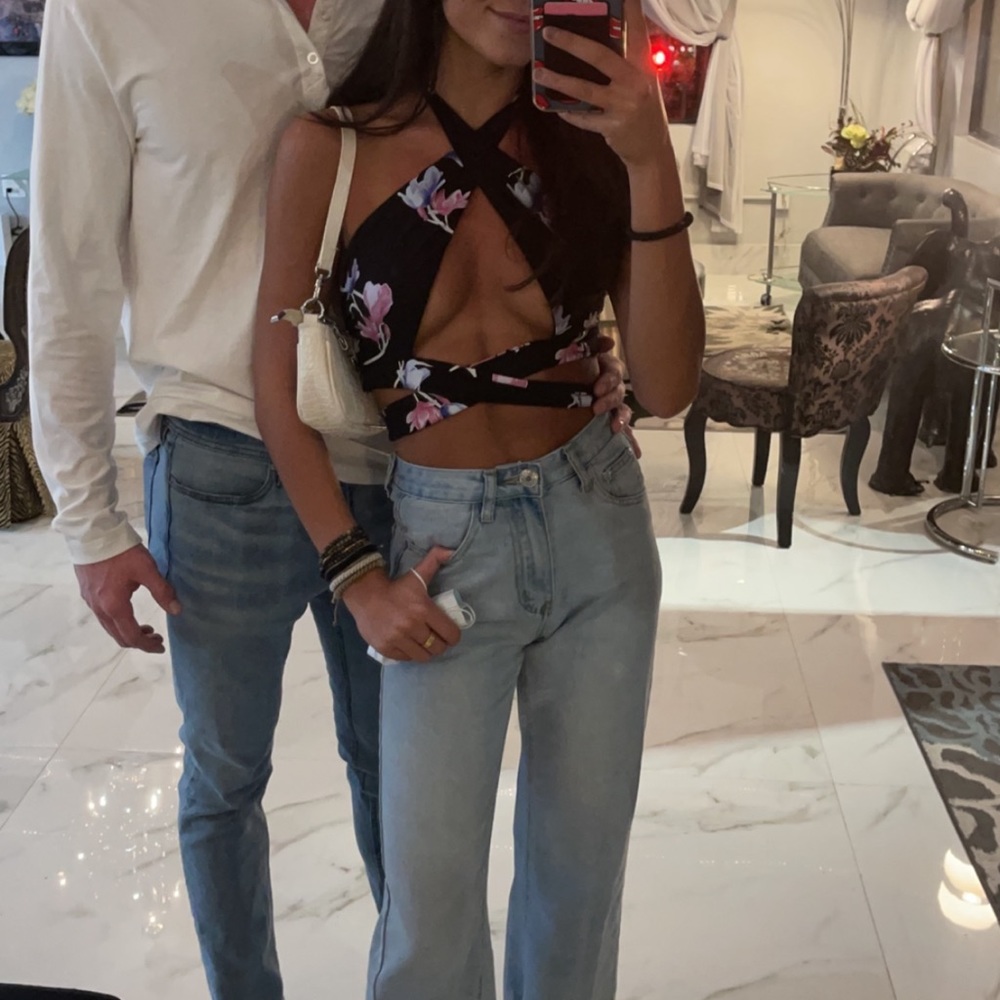 i am gia floral top